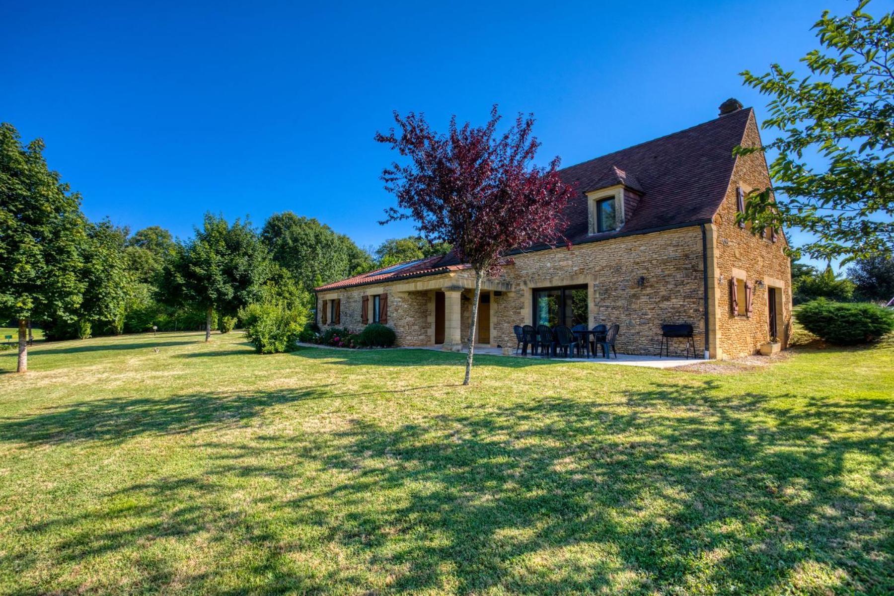 Combas Village De Gites Saint-Crépin-et-Carlucet المظهر الخارجي الصورة